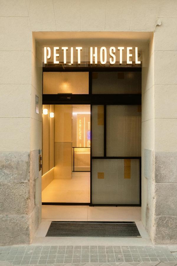 מדריד Petit Hostel Palacio Real מראה חיצוני תמונה